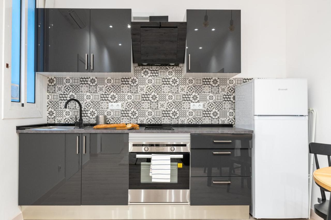 Appartamento Cozy Studio 5 Min From Camp Nou Barcellona